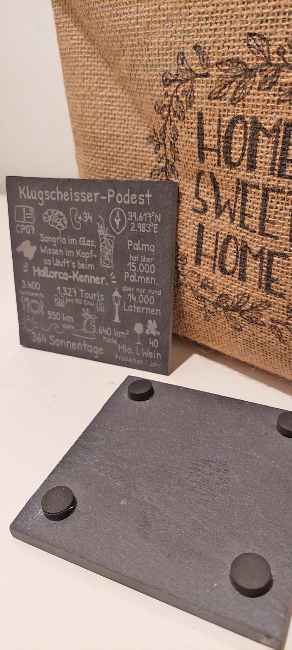 Ansicht 3 von Untersetzer Schiefer – „Klugscheißer Podest“