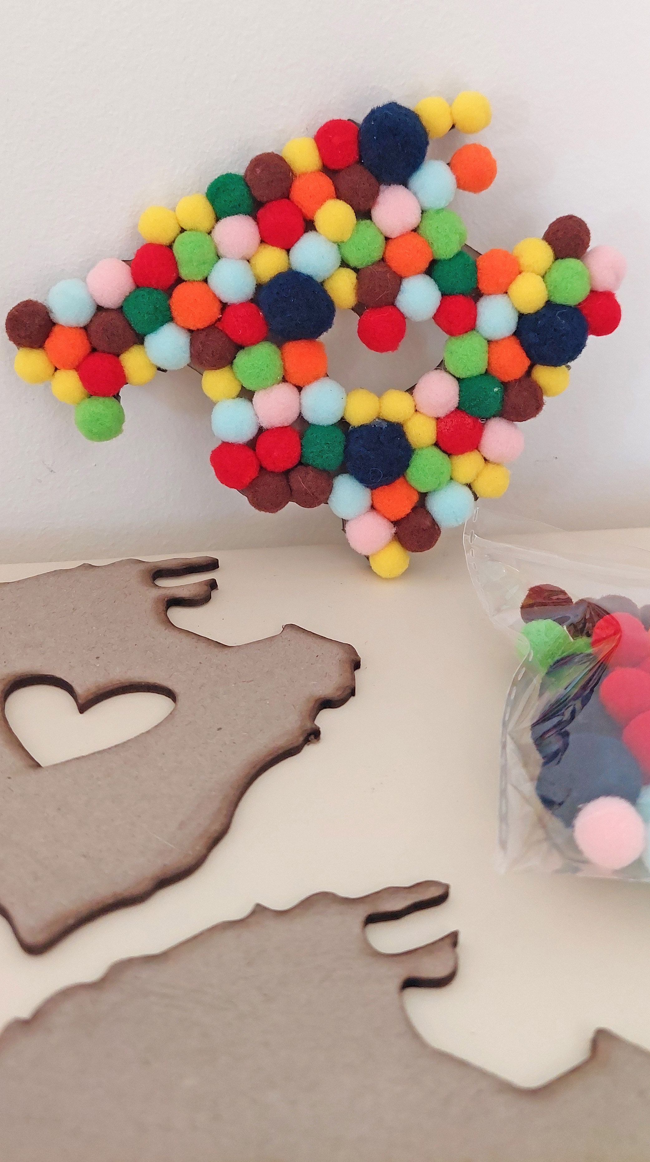 Ansicht 3 von Mallorca Pom-Pom Bastelset mit Herz – DIY Kreativset