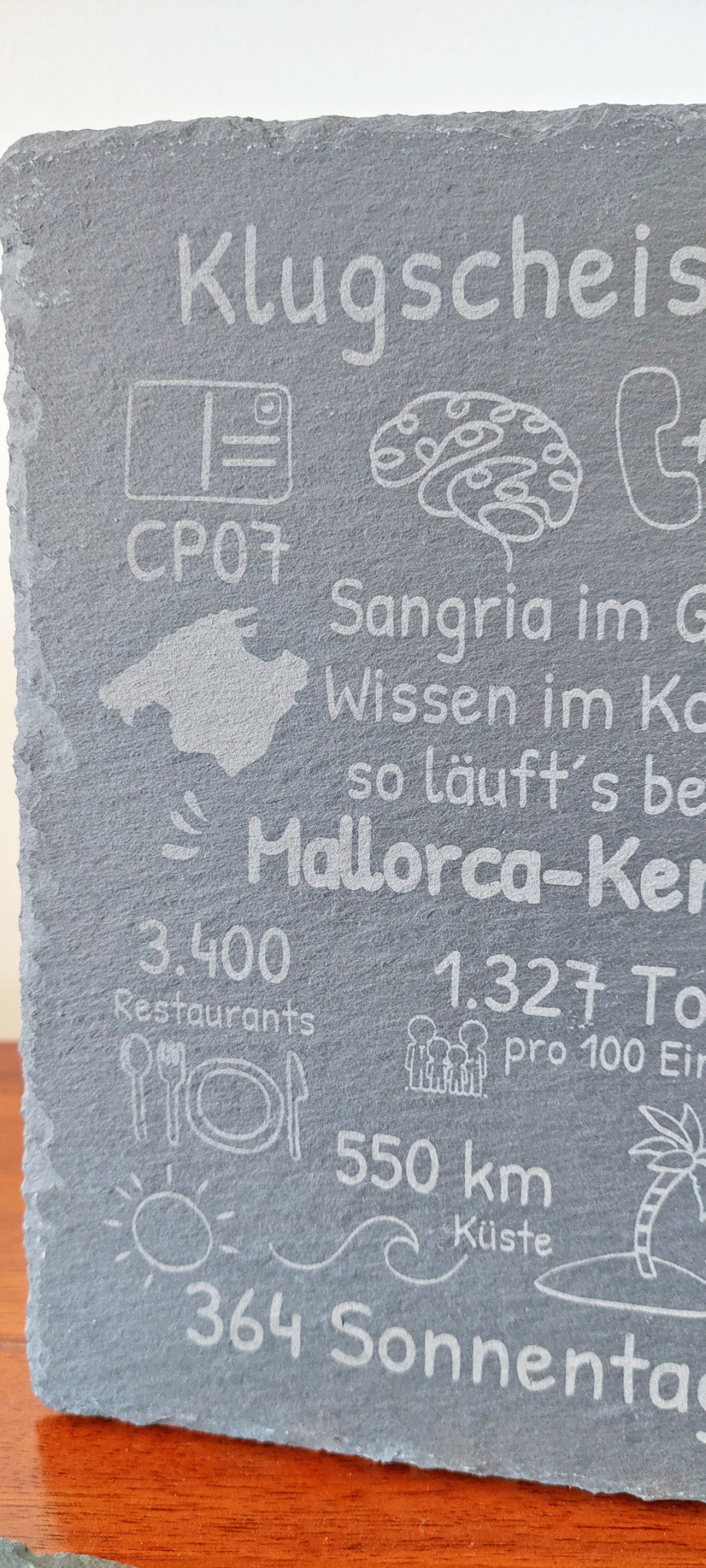 Ansicht 3 von Schieferbrett „Mallorca-Kenner“ – Servieren mit Wissen & Humor